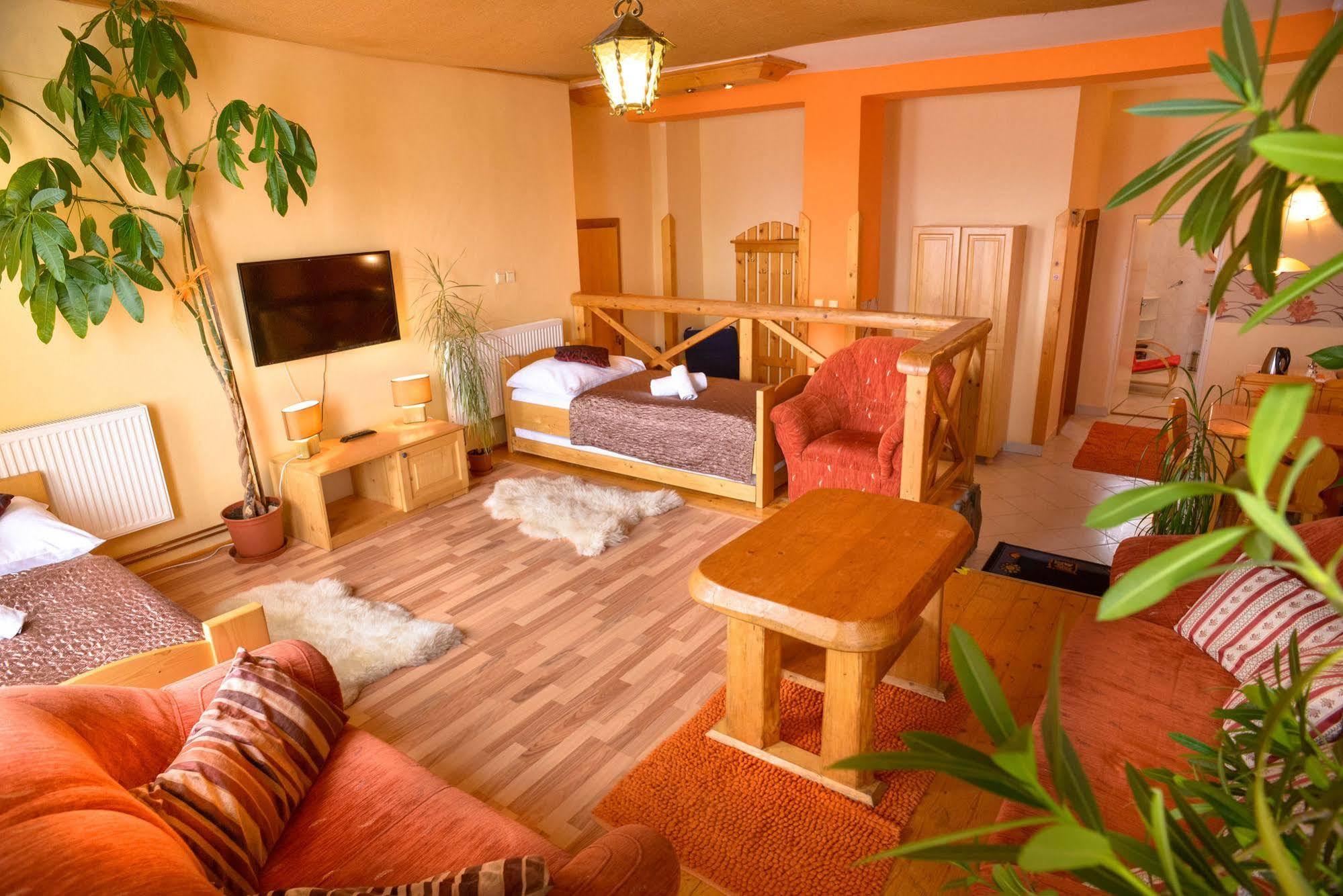 Apartmany Renomal タトランスカ・ ロムニツァ エクステリア 写真
